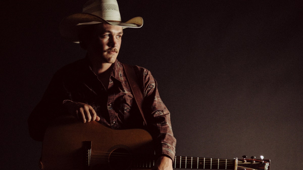 Country star Zach Top says 'life's too fast' after ditching farm life - How Old Is Zach Top? Rising Country Singer’s Age in 2025
