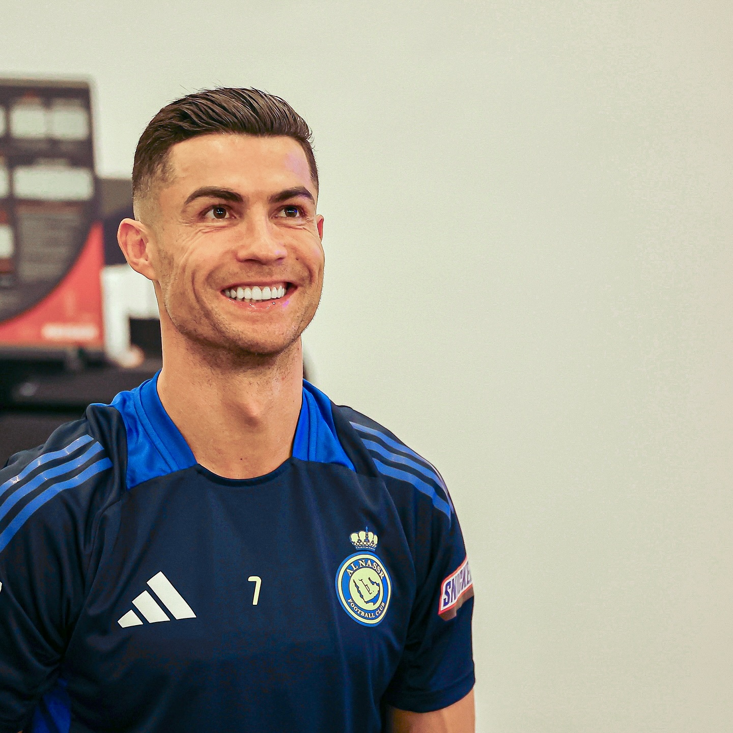 Cristiano Ronaldo Height: How Tall Is He? - Cristiano Ronaldo Height – How Tall Is the Football GOAT?