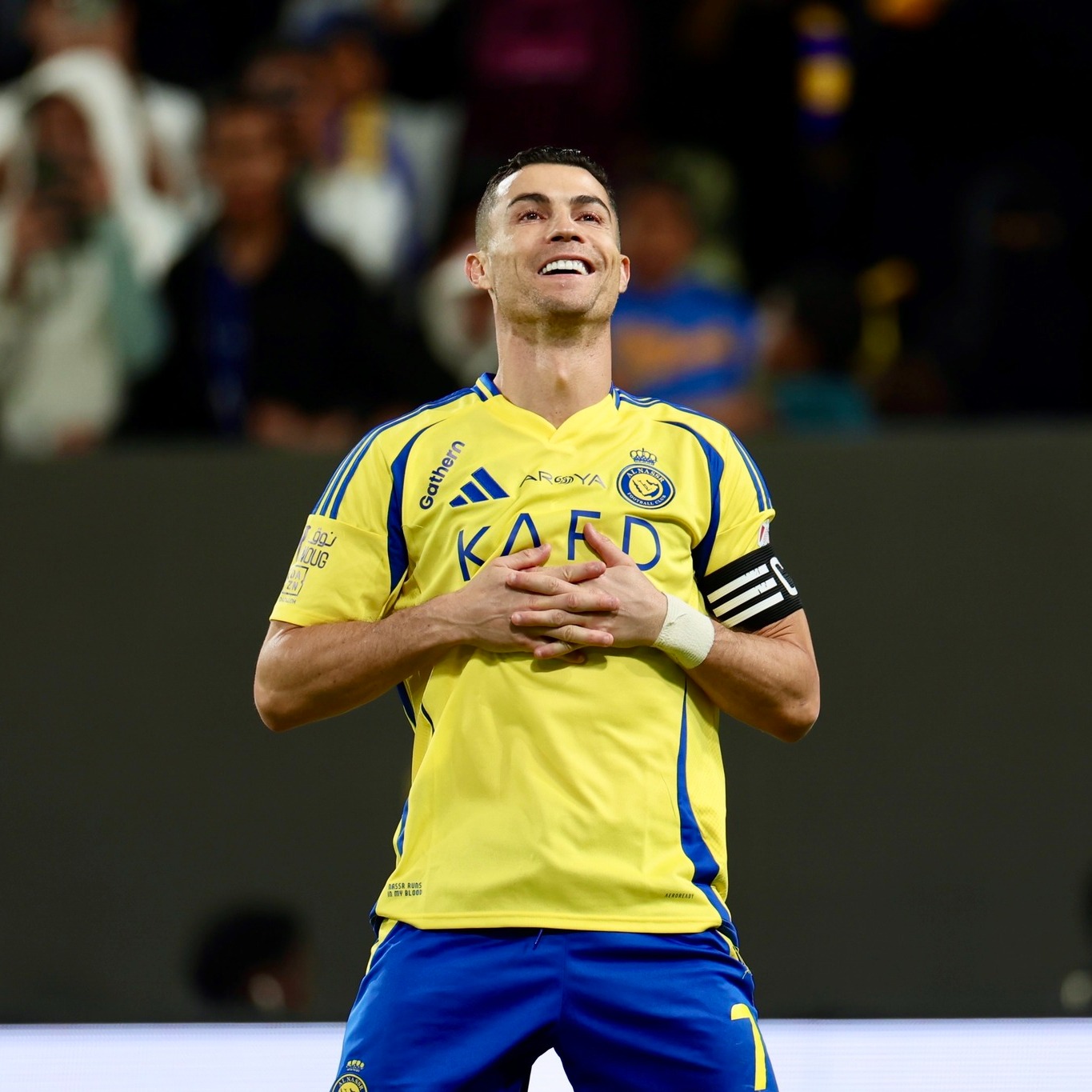 Cristiano Ronaldo Height: How Tall Is He? - Cristiano Ronaldo Height – How Tall Is the Football GOAT?
