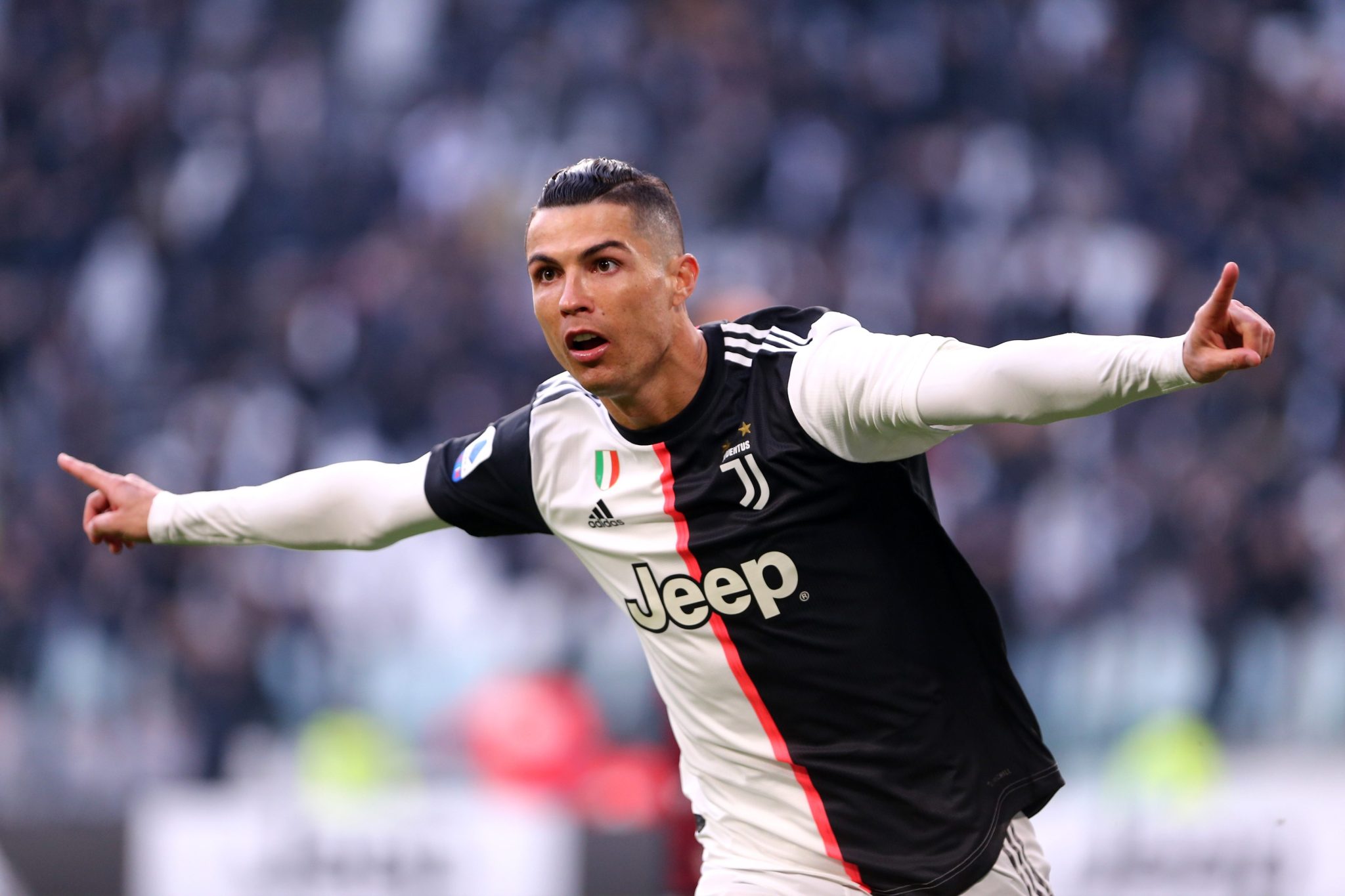 Cristiano Ronaldo Height: How Tall is The Portuguese Footballer? - Cristiano Ronaldo Height – How Tall Is the Football GOAT?