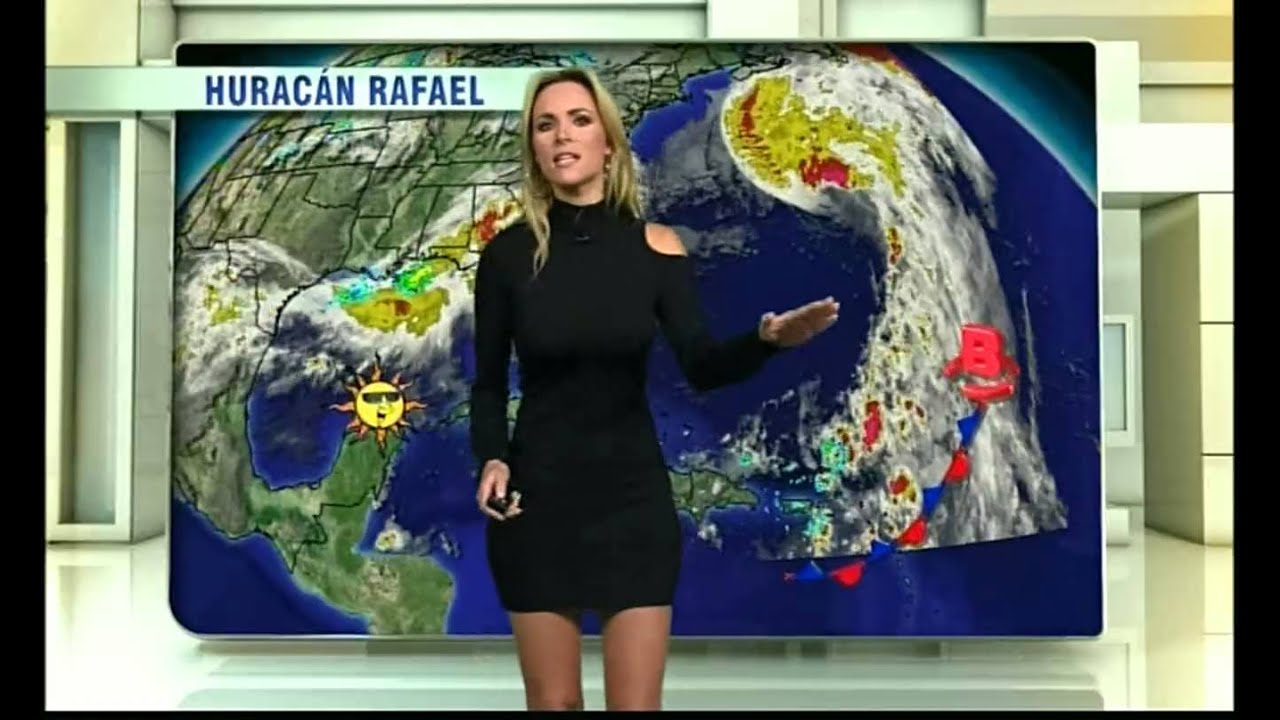 Cristina Blackwell shrinking Blk dress - YouTube - Liv Blackwell: Sexy Pics of the Trendsetting TikTok Star