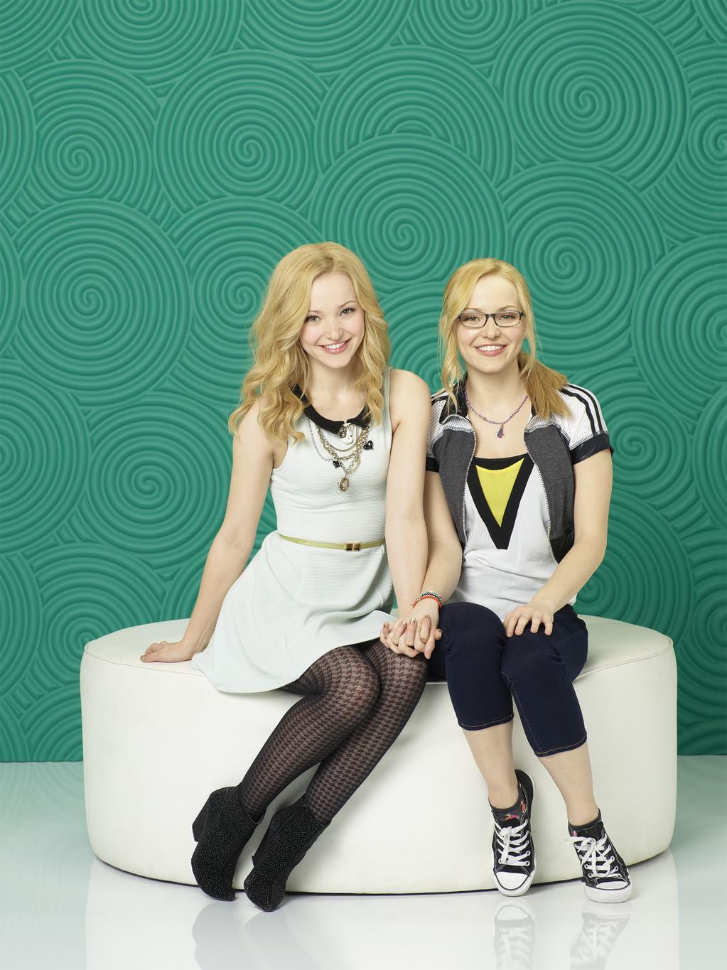 Daily Dove Cameron: Photo - Who Is Dove Cameron Dating? Disney Star’s Love Life In The Spotlight