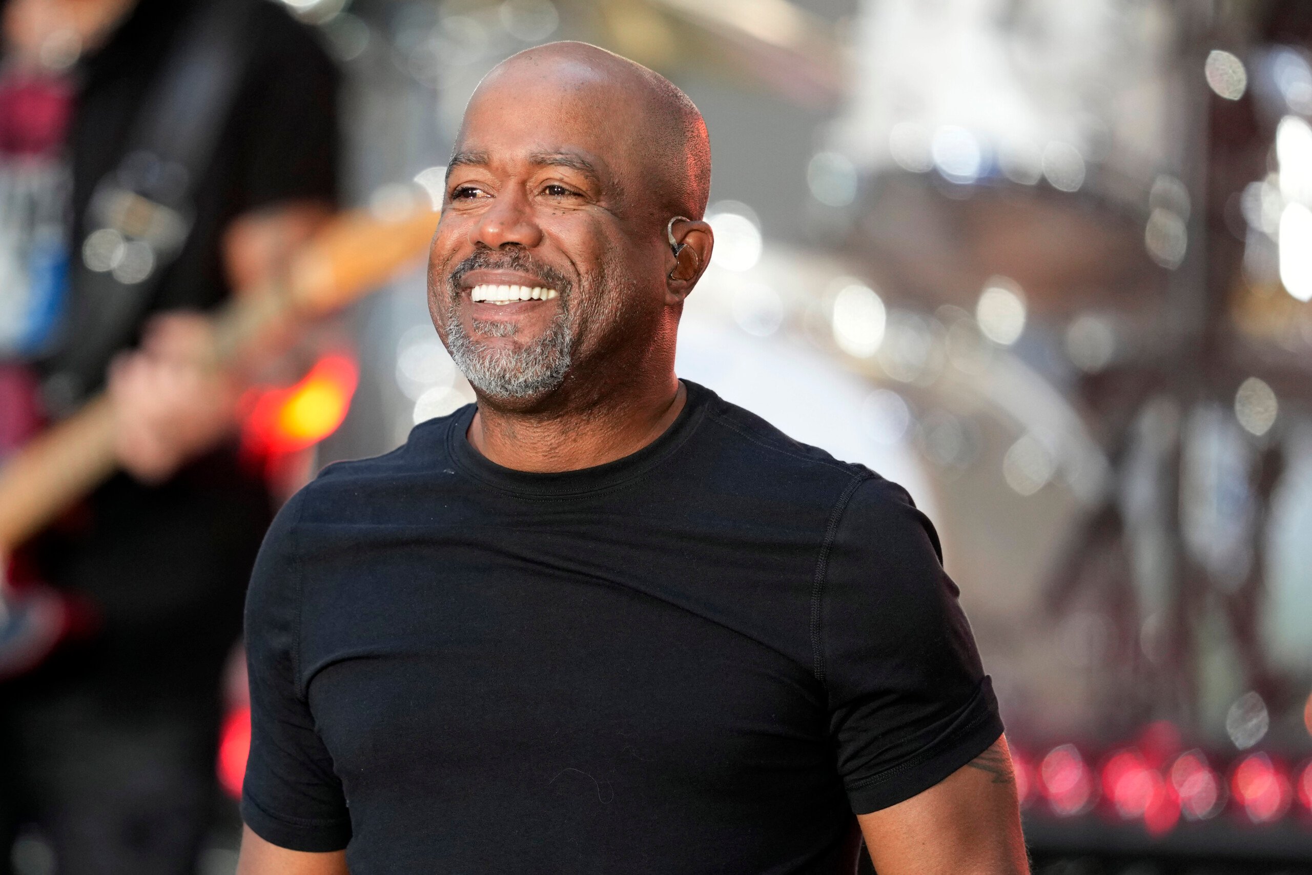 Darius Rucker announces new memoir 'Life's Too Short' - ABC Columbia - How Old Is Darius Rucker? From Hootie to Solo Success