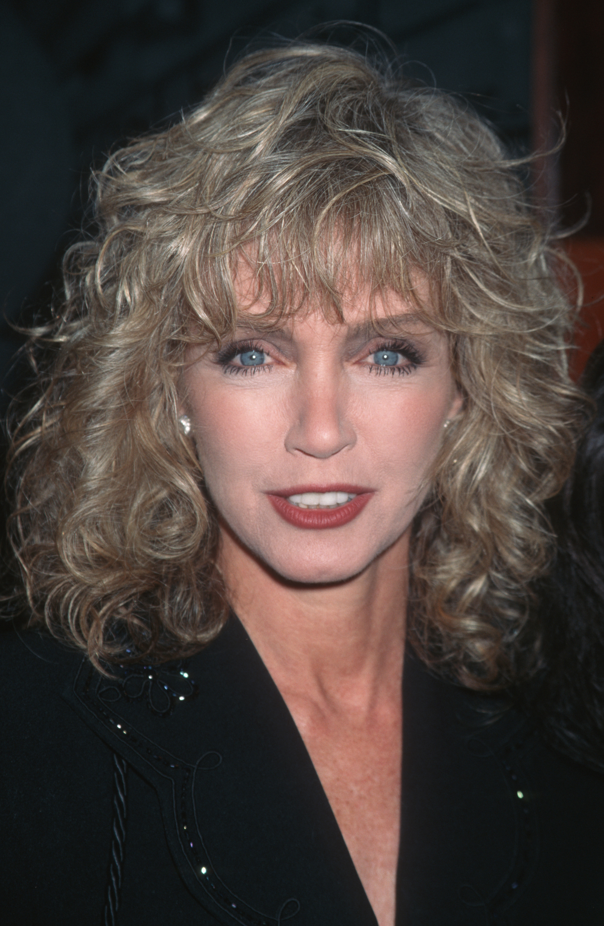 Donna Mills Was Told She Was Too Old to Be a Mom at 54 – Now She Is a - How Tall Is Donna Mills: Knots Landing Star’s Timeless Beauty