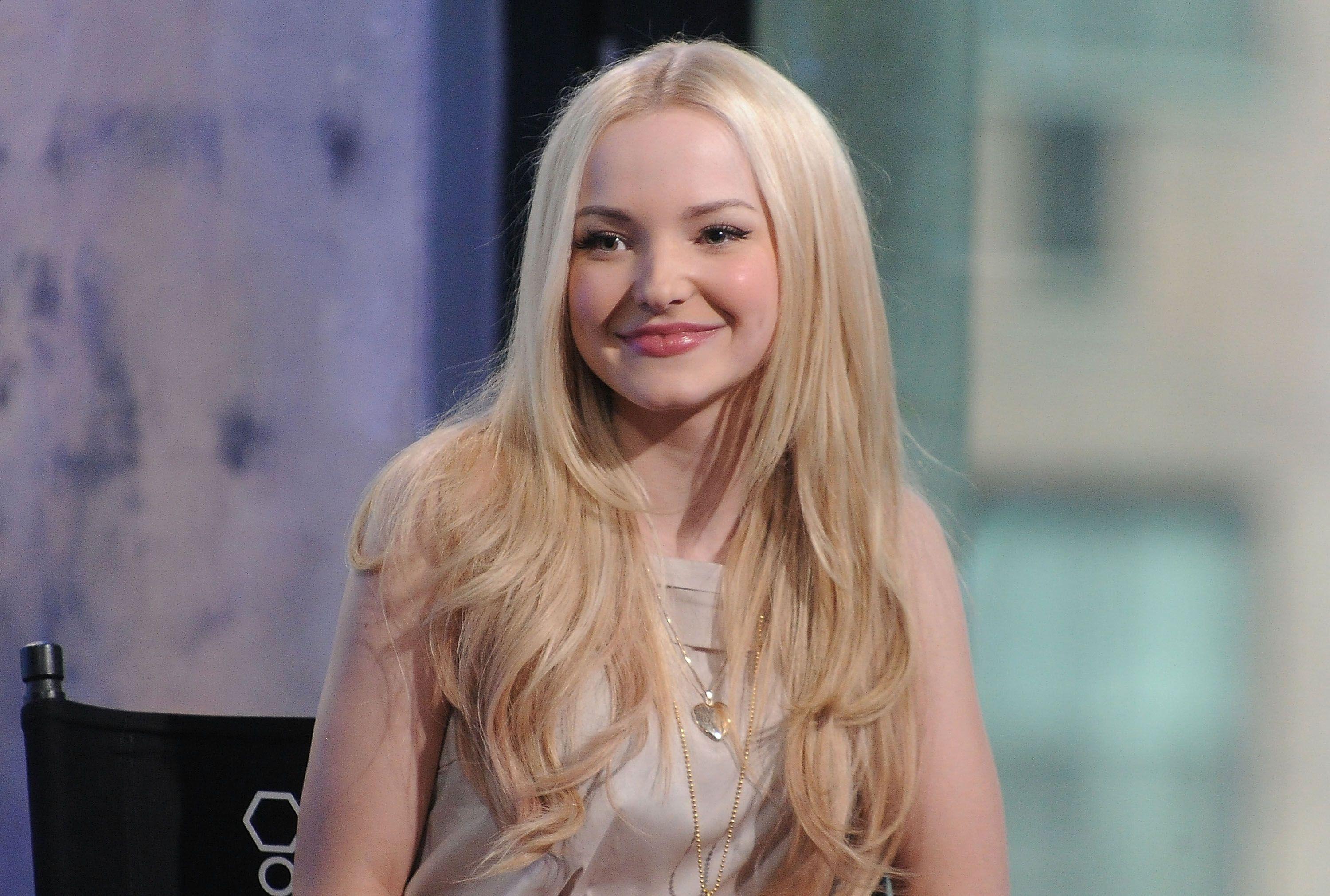 Dove Cameron - Dove Cameron Photo (40750472) - Fanpop - Page 11 - Who Is Dove Cameron Dating? Disney Star's Love Life In The Spotlight
