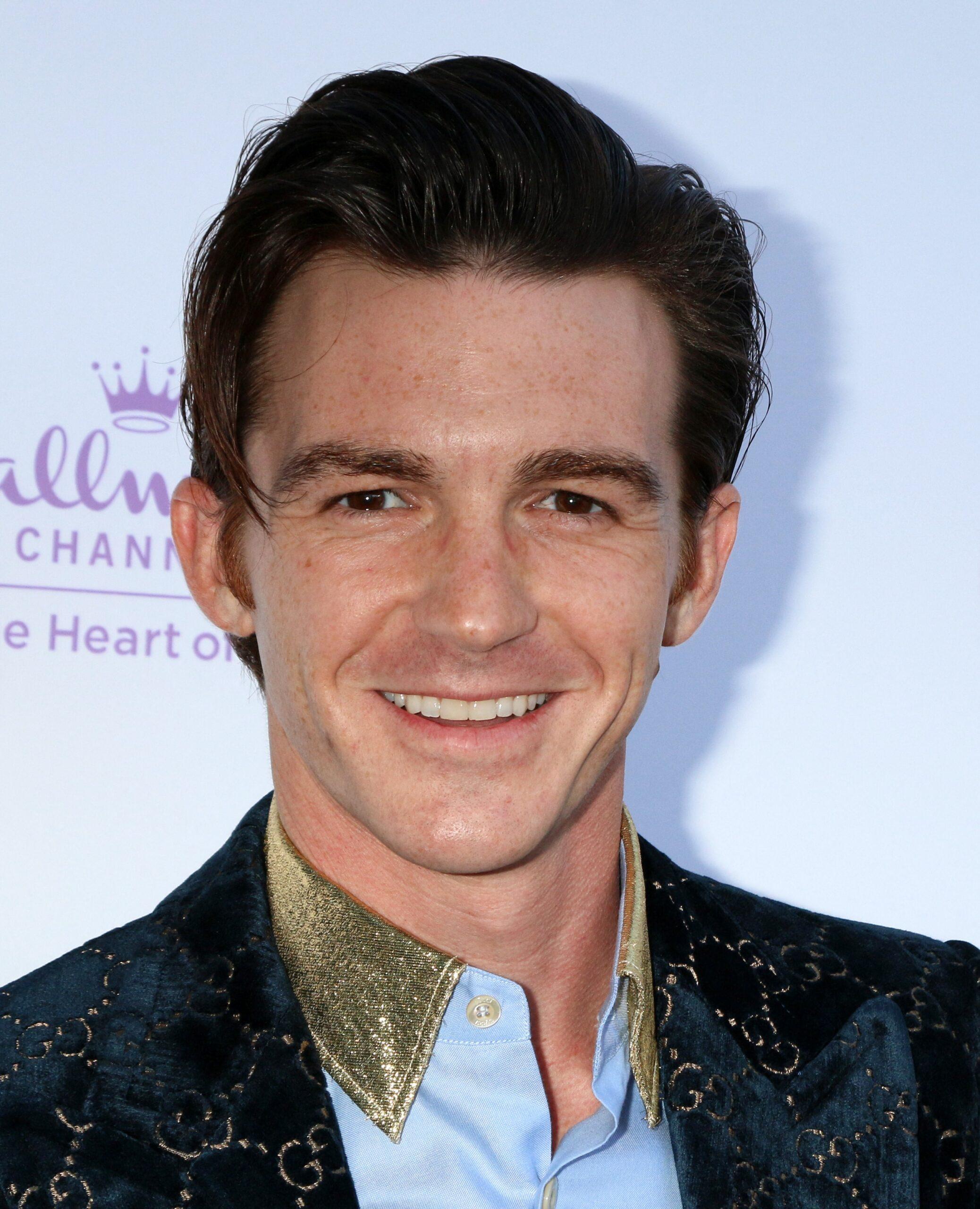 Drake Bell Breaks Silence On How Nickelodeon Handled 'Quiet On Set - Drake Bell Height – Former Nickelodeon Star's Size