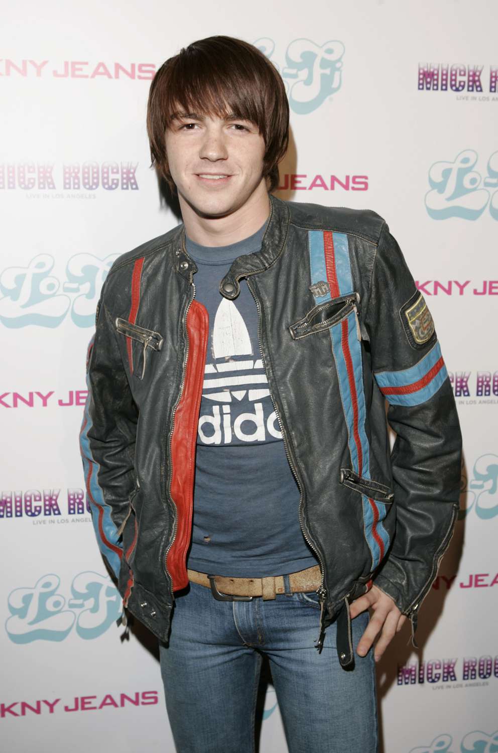 Drake Bell Reveals Song 'In The End' Was About the Sexual Abuse He Suffered - Drake Bell Height – Former Nickelodeon Star's Size