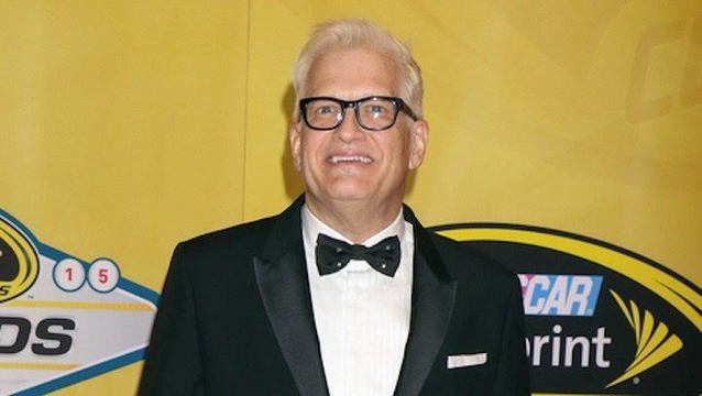 Drew Carey - Age, Family, Bio | Famous Birthdays - How Old Is Drew Carey? Game Show Host’s Age And Career Timeline