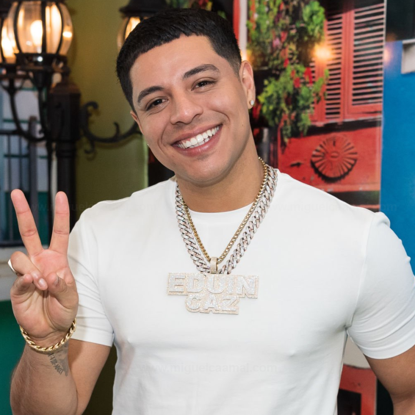 Eduin Caz Height: How Tall Is The Grupo Firme Singer?