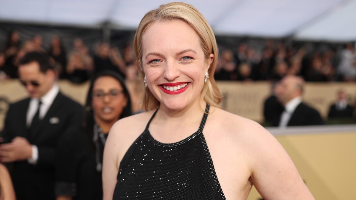 Elisabeth Moss gives rare interview on being a Scientologist - Is Elisabeth Moss A Scientologist? Religion And Beliefs Explained
