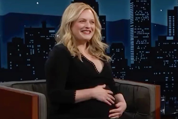 Elisabeth Moss Is Pregnant with Her First Baby It’s Been Going Really Well - Is Elisabeth Moss Pregnant? The Handmaid’s Tale Star’s Private Life