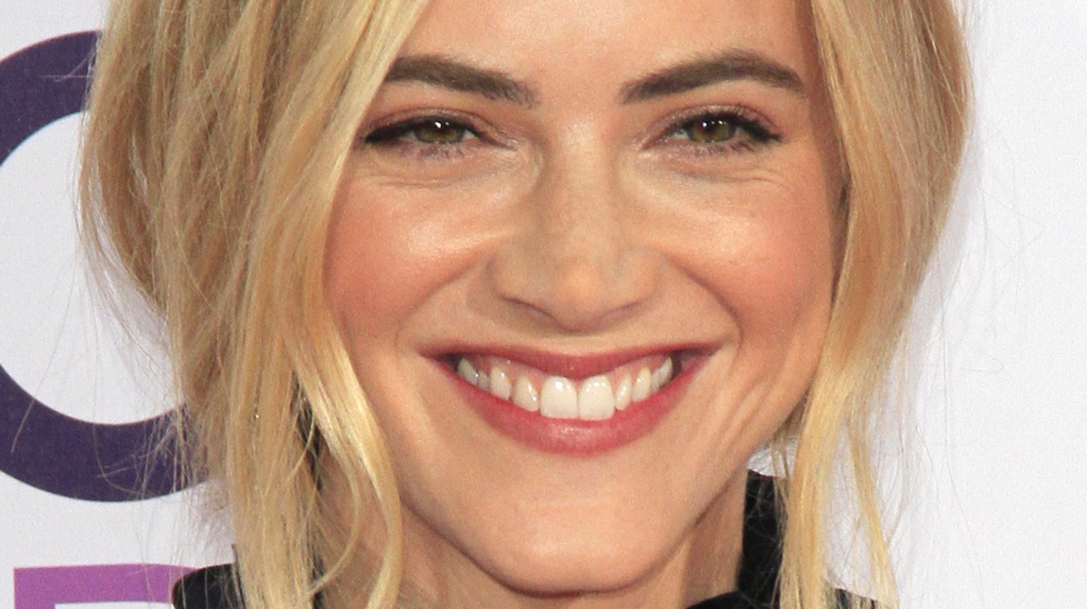 Emily Wickersham's Bra Size and Body Measurements - Bra Size Measurements - Emily Wickersham Measurements – Inside the NCIS Star’s Height & Stats