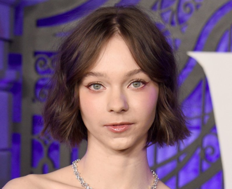 Emma Myers: 13 facts about Wednesday's Enid actress you need to know - How Tall Is Emma Myers? Wednesday Star’s Height in Real Life