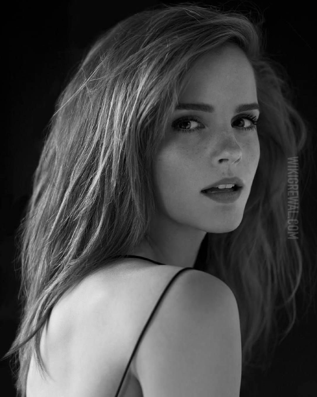 Emma Watson Body, Emma Watson Hair, Celebrities Female, Celebs, Harry - Emma Johnson: Sexy Pics of the Fitness Model with a Sexy Edge