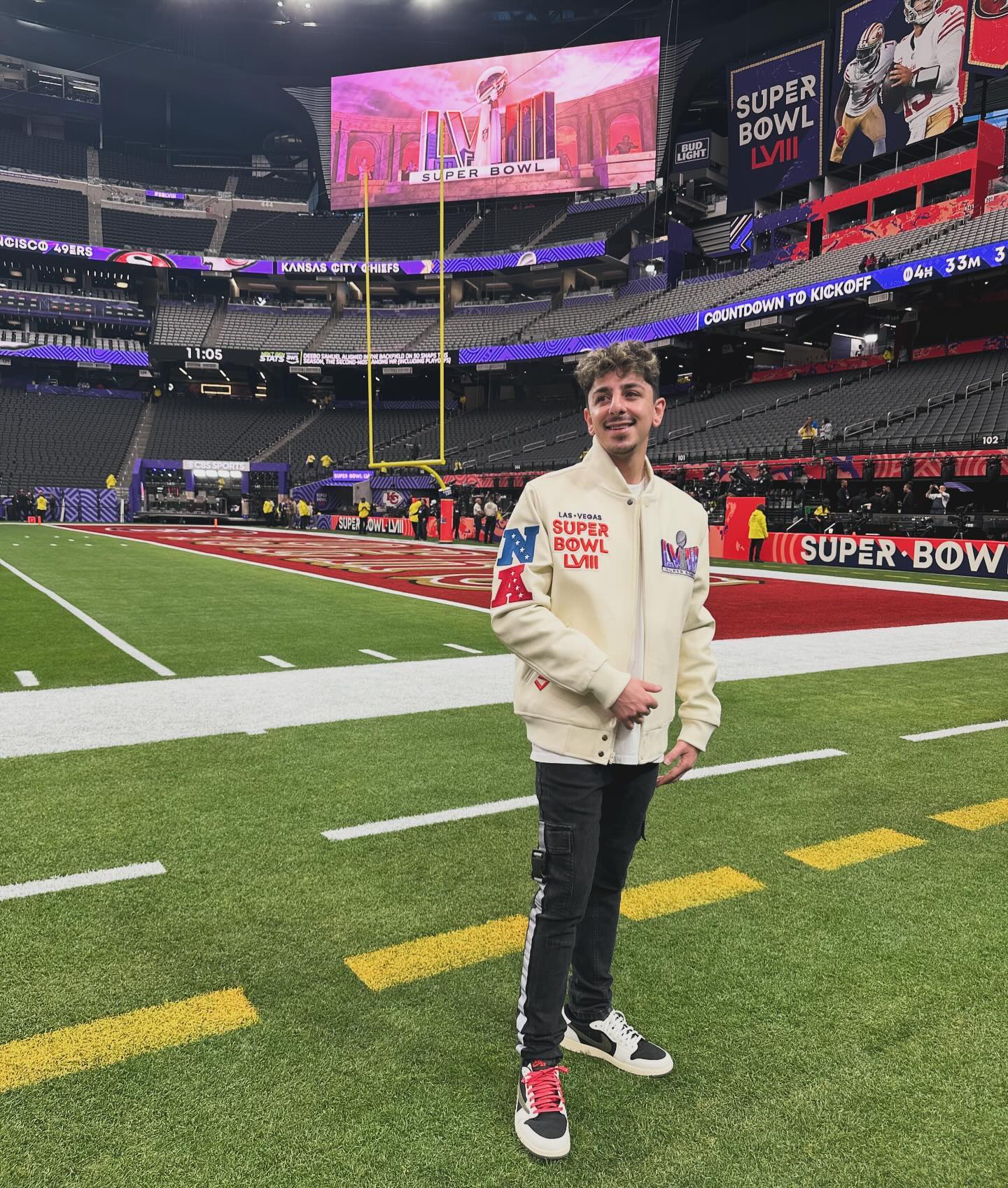 Faze Rug Height, Weight, and Physical Measurements - CeleHeights - How Tall Is FaZe Rug? YouTuber's Height And Online Presence