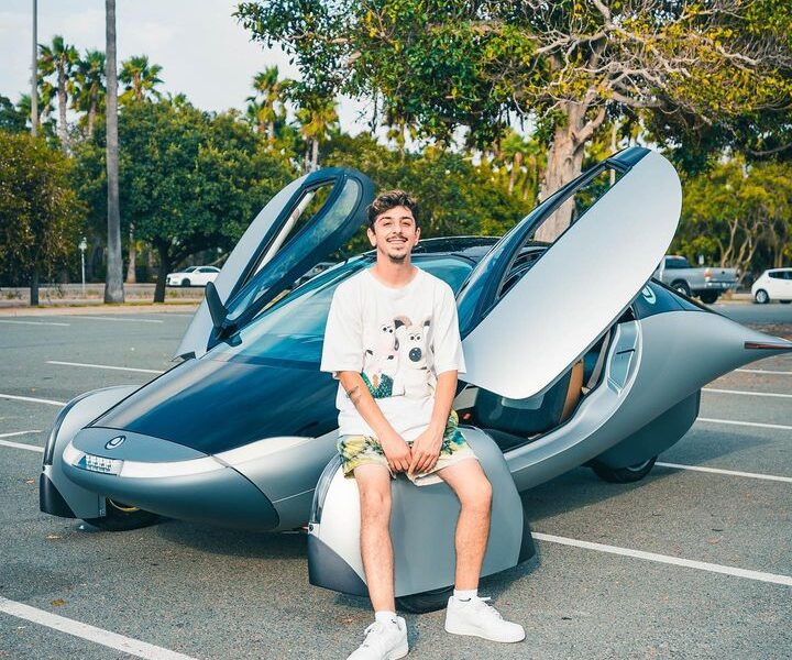 FaZe Rug height, weight, body measurements - How Tall Is FaZe Rug? YouTuber's Height And Online Presence