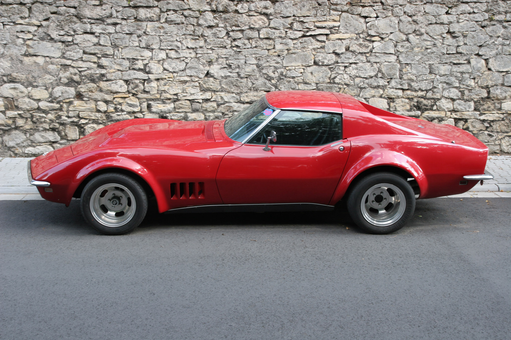 File:Chevrolet Corvette C3 01.jpg - Wikimedia Commons - KAÉDI: Sexy Pics of the Bold and Beautiful Content Creator