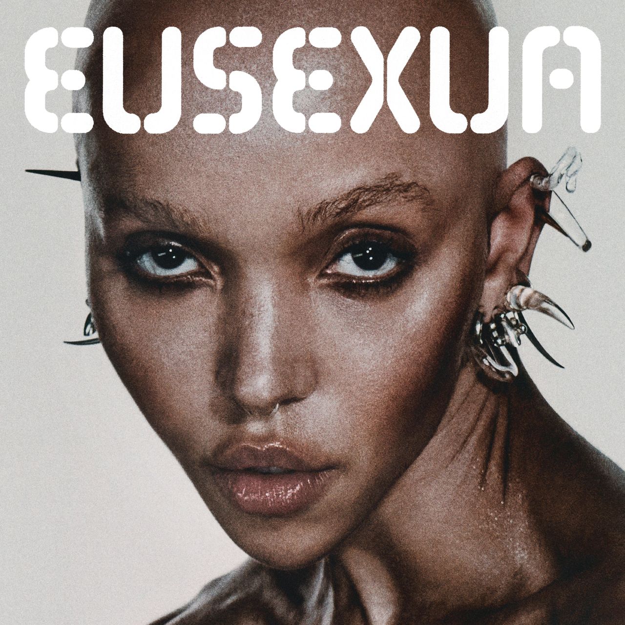 FKA Twigs Height – How Tall Is The Art-Pop Icon?