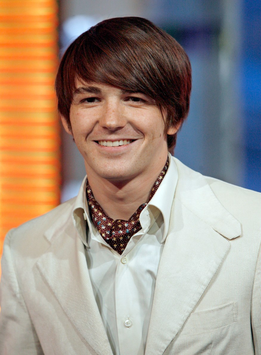 Former Nickelodeon star Drake Bell is missing and considered - Drake Bell Height – Former Nickelodeon Star's Size