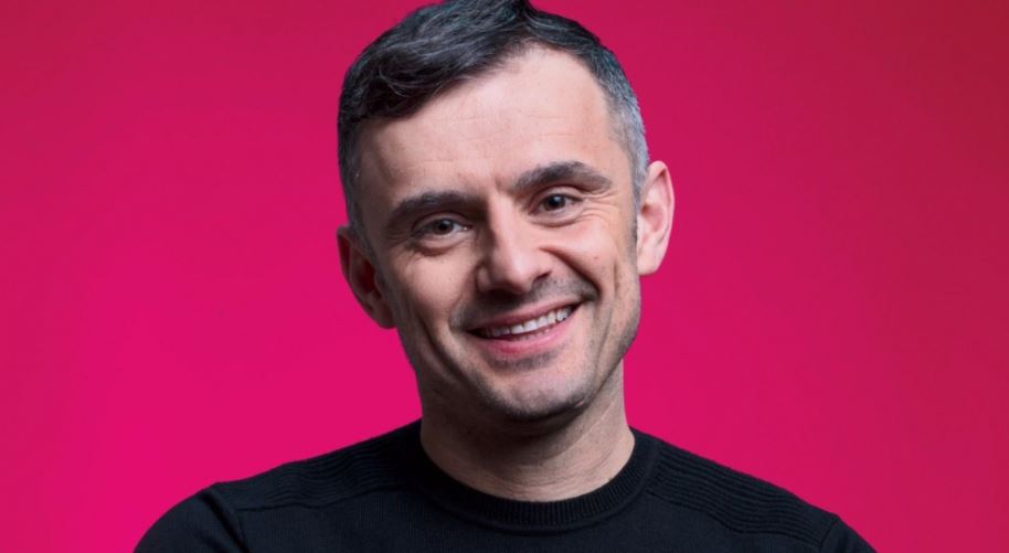 Gary Vaynerchuk Net Worth [2024 Update] : Charity & Cars-Wealthy Peeps - Gary Vaynerchuk Net Worth – Entrepreneur’s Wealth and Ventures Explained