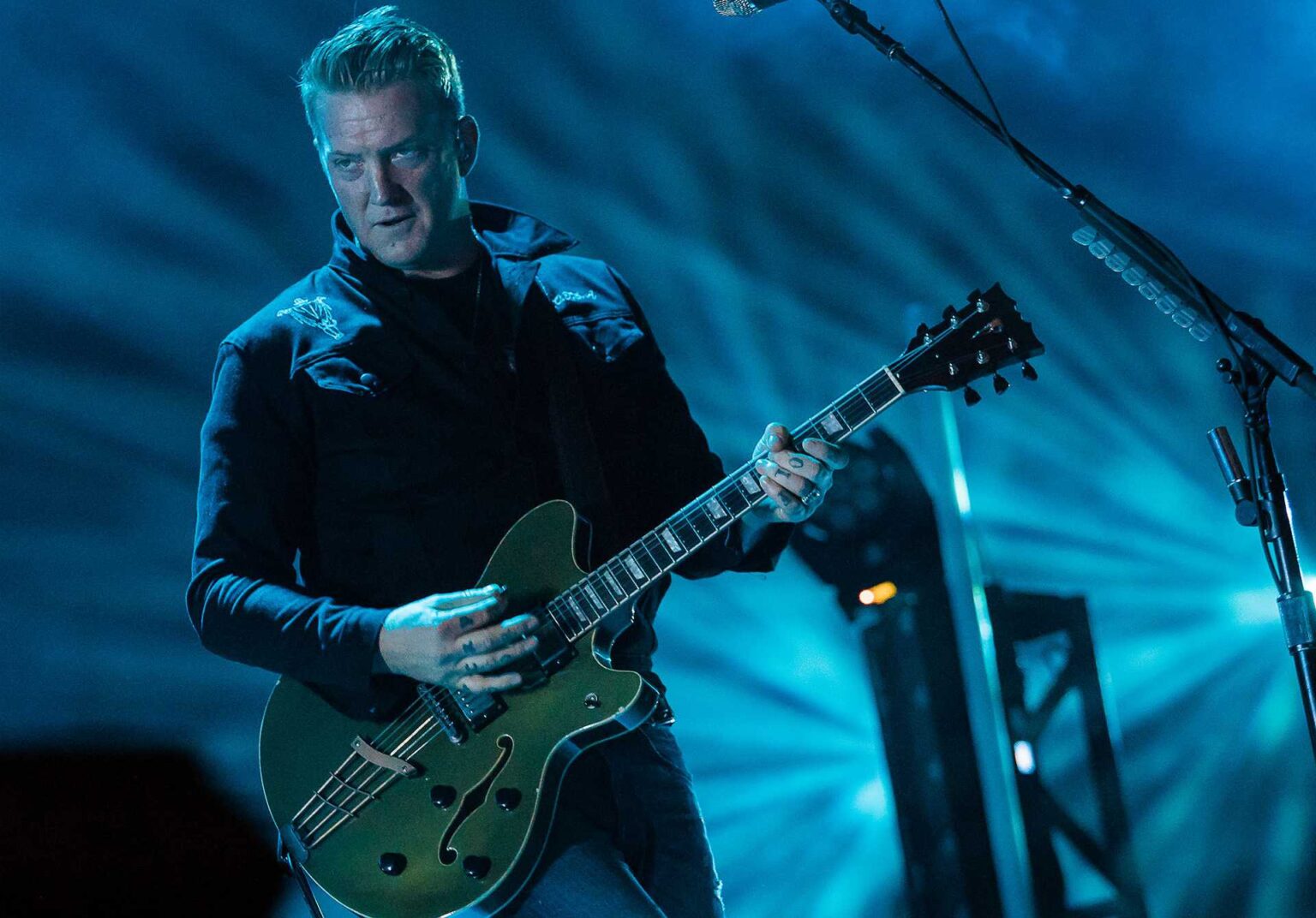 Gear Rundown: Josh Homme - Josh Homme Height – Rock Royalty With Major Altitude