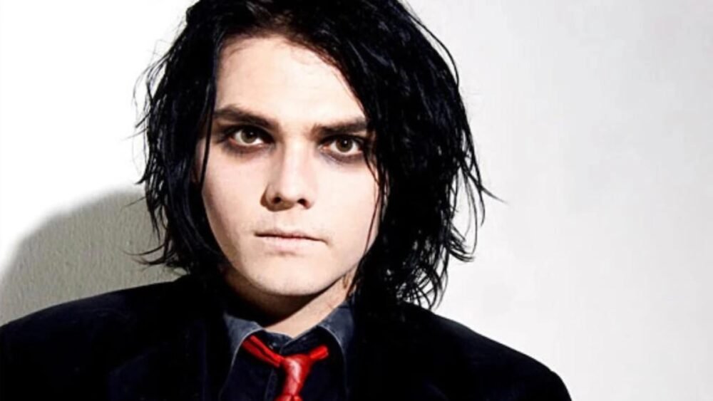 Gerard Way: el efecto mariposa más icónico de la industria | Monterrey Live - Gerard Way Height – My Chemical Romance Icon’s True Height