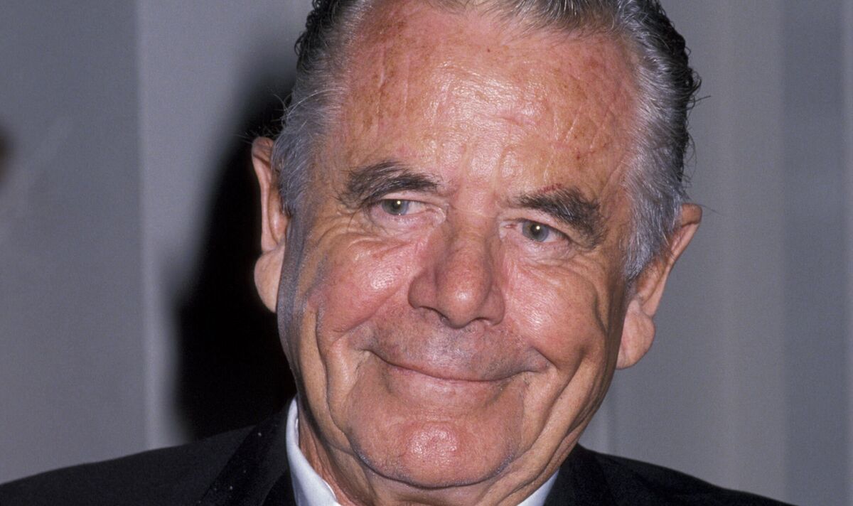 Glenn Ford suffered condition that causes brain cells to 'die in - How Tall Was Glenn Ford? Classic Hollywood Leading Man’s Height