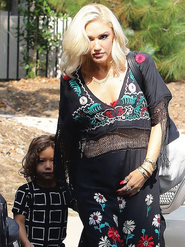Gwen Stefani in a Flowy Dress - Is Gwen Stefani Pregnant? Fans Speculate After Recent Appearances