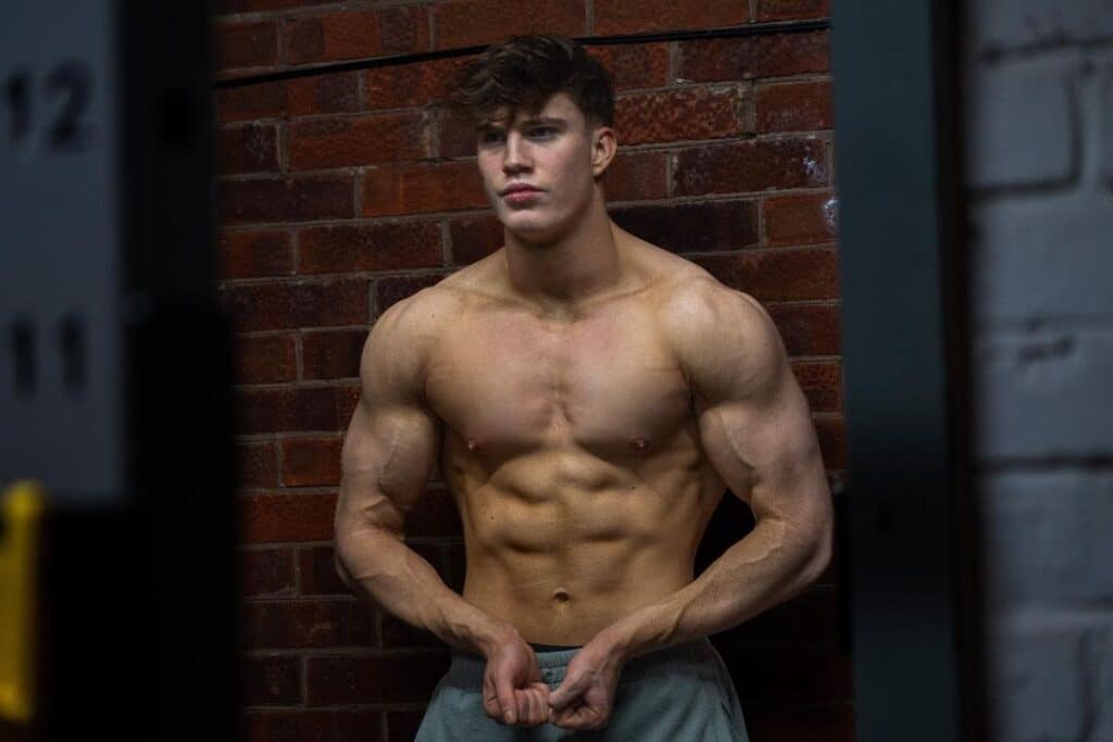 Gymfluencers HOT Vlog Channels: Introducing Joe Fazer - Gymfluencers - Joe Fazer Height: Fitness Star's Height Exposed
