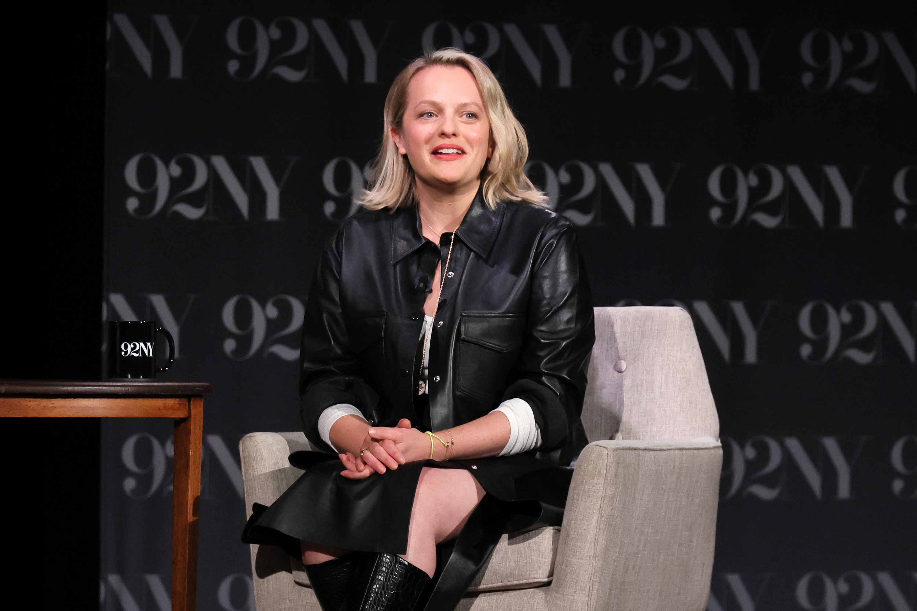 Handmaid's Tale star Elisabeth Moss confirms pregnancy with first baby - Elisabeth Moss Baby Father: Who Is The Father Of Her Child?