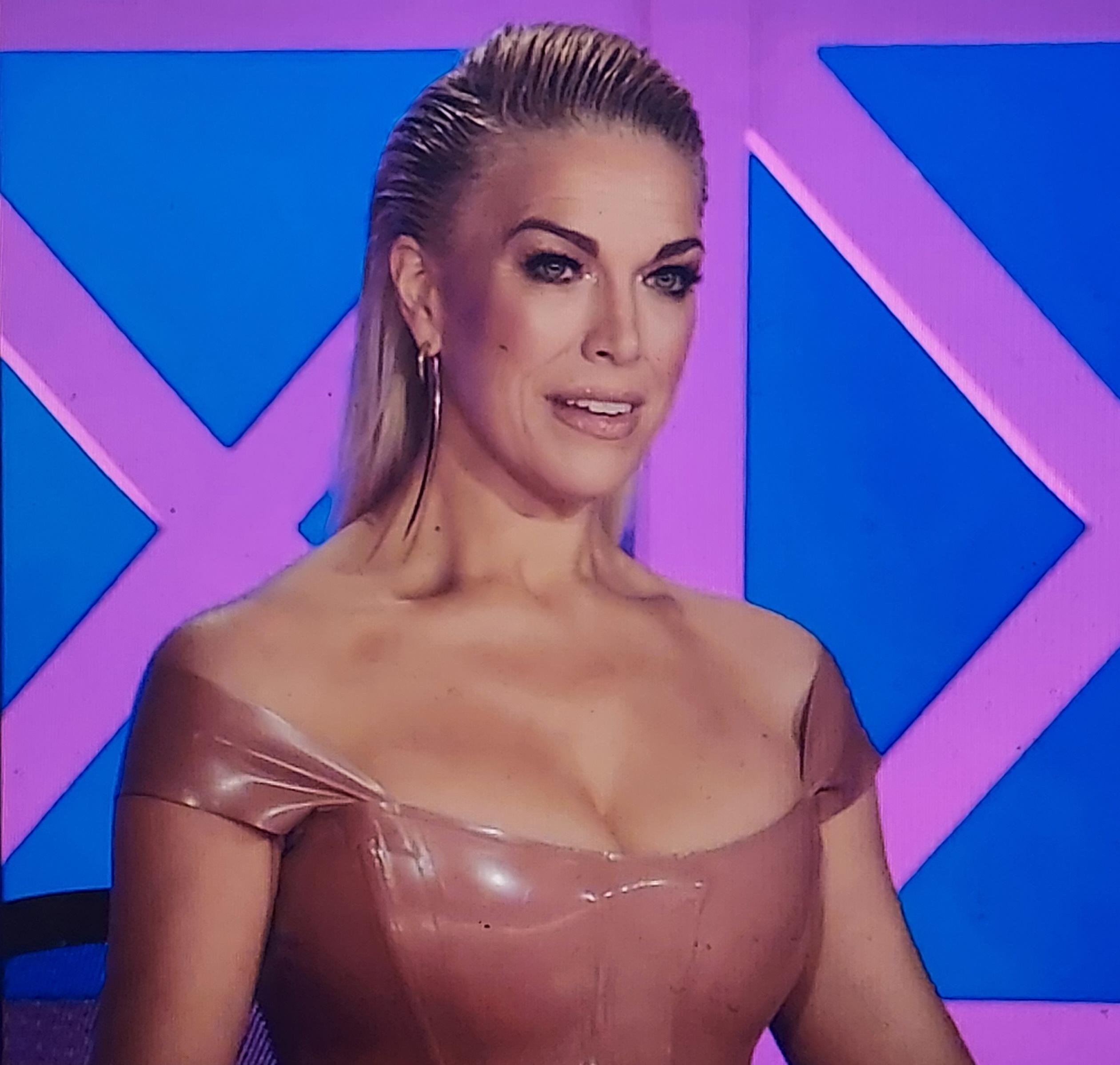 Hannah Waddingham - ReisGhannam - Hannah Waddingham Measurements: Ted Lasso’s Scene-Stealer in Full Detail
