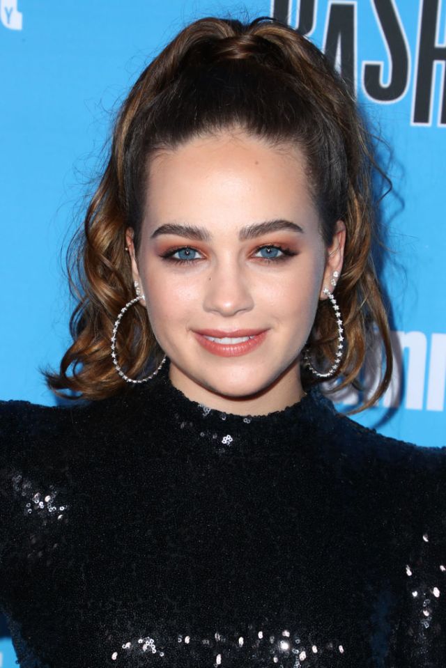 How Mary Mouser Binged The Karate Kid to Get Ready for Cobra Kai - How Tall Is Mary Mouser: Cobra Kai Actress’s Youthful Frame