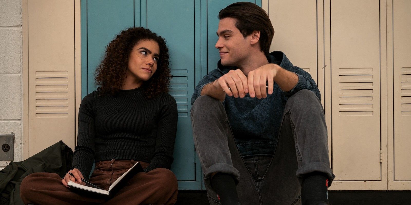 How Old Ginny & Georgia's Actors Are Compared To Their Characters - How Old Is Diezel from Ginny & Georgia: The Breakout Child Star