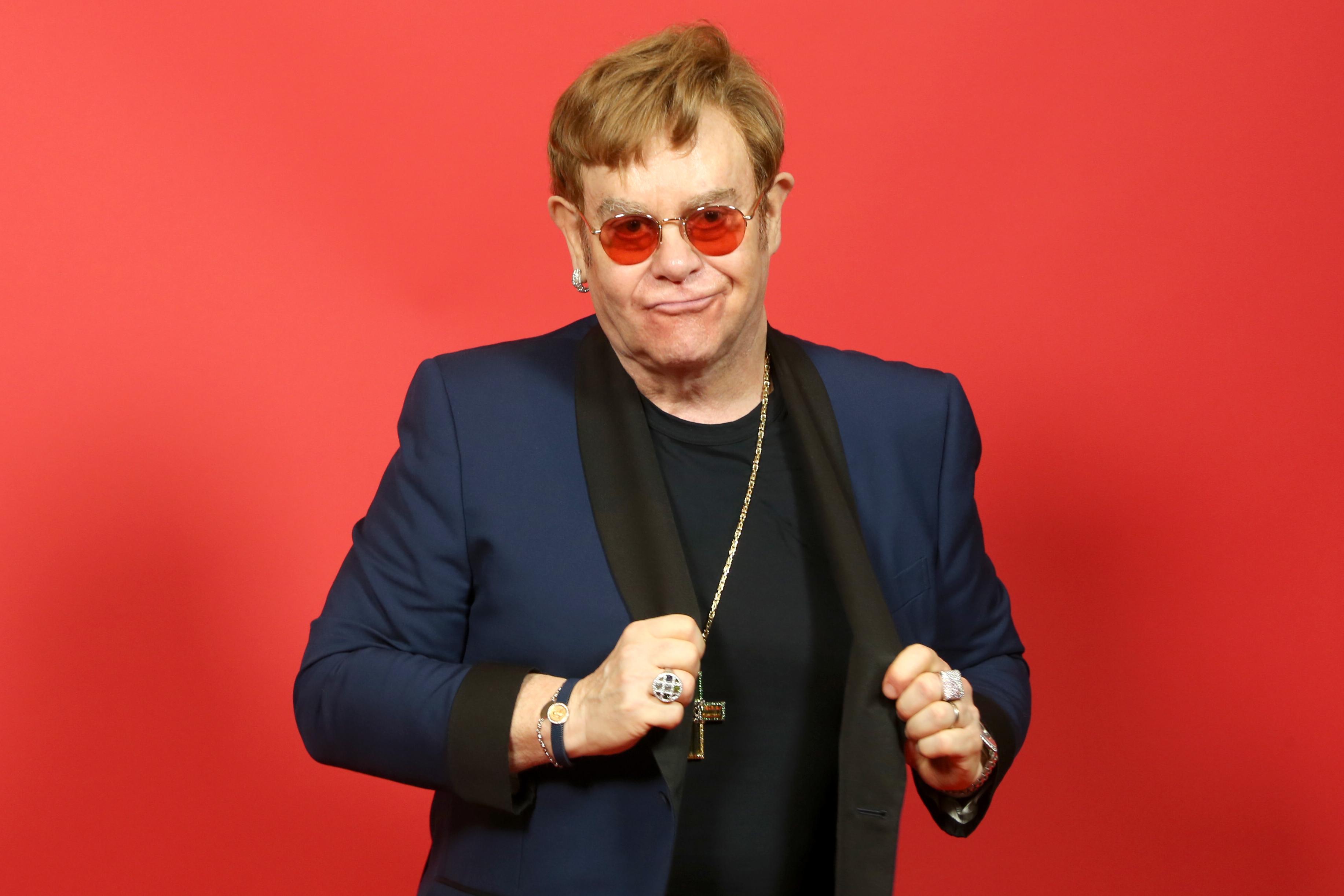 How Old Is Elton John 2025 In Months - Camila Sileas - How Old Is Elton John? A Legend Through The Years