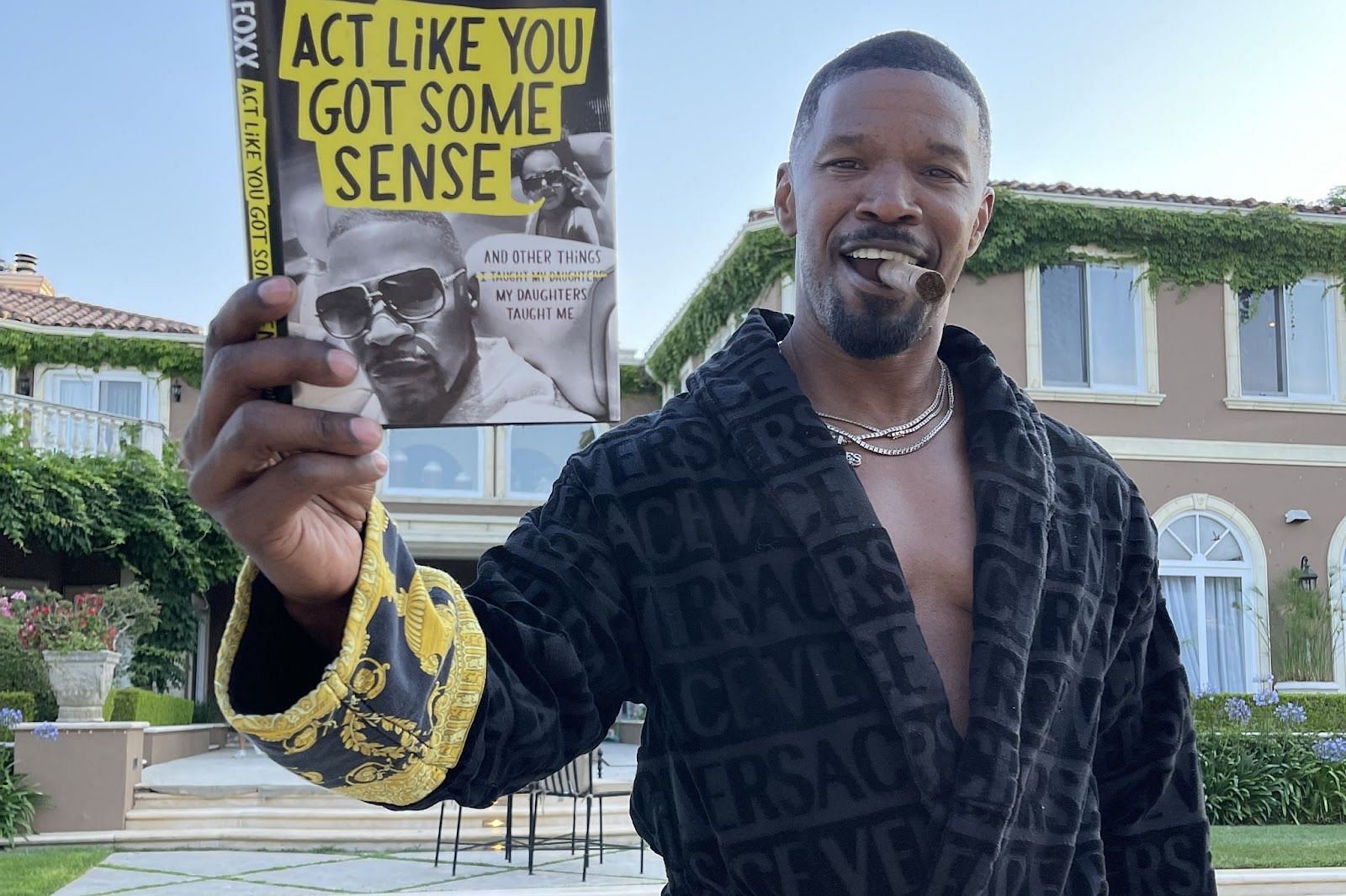 How Old Is Jamie Foxx? Actor & Musician’s Age Revealed