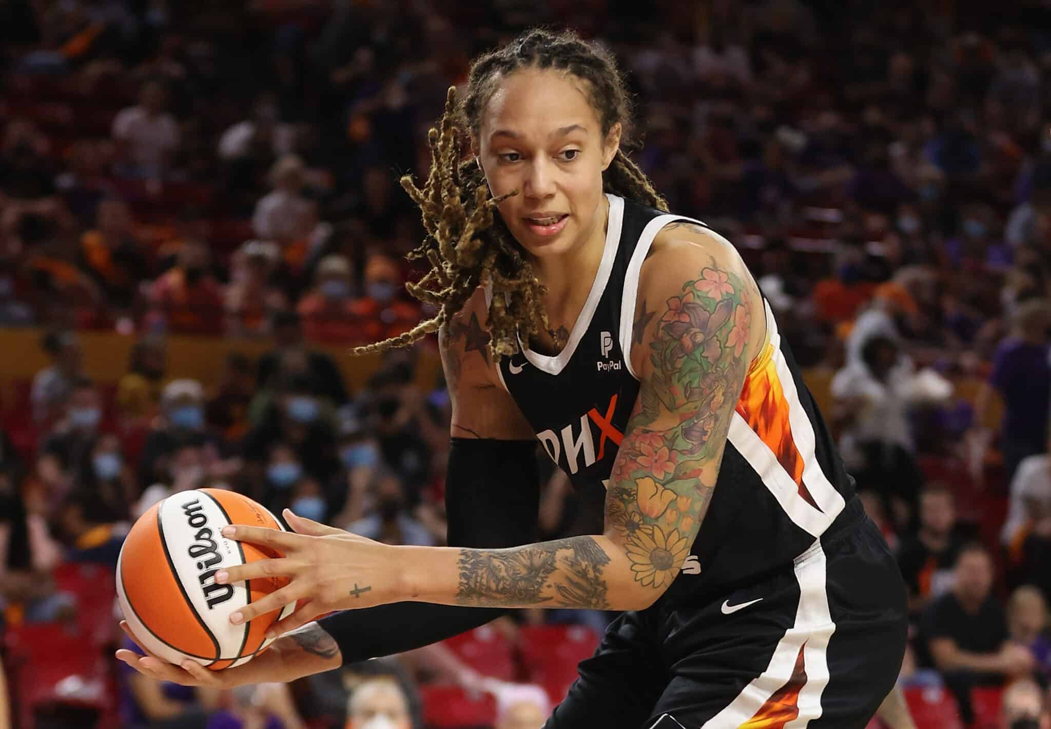 How Tall Is Brittney Griner: The Wnba Legend’s Towering Presence
