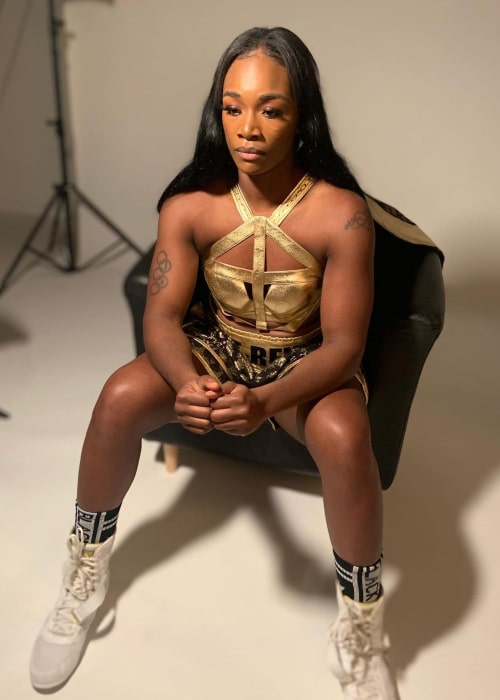 How Tall Is Claressa Shields 2024 Feestdagen - Aile Lorene - How Tall Is Claressa Shields? – Inside the Olympic Boxer’s Powerful Build