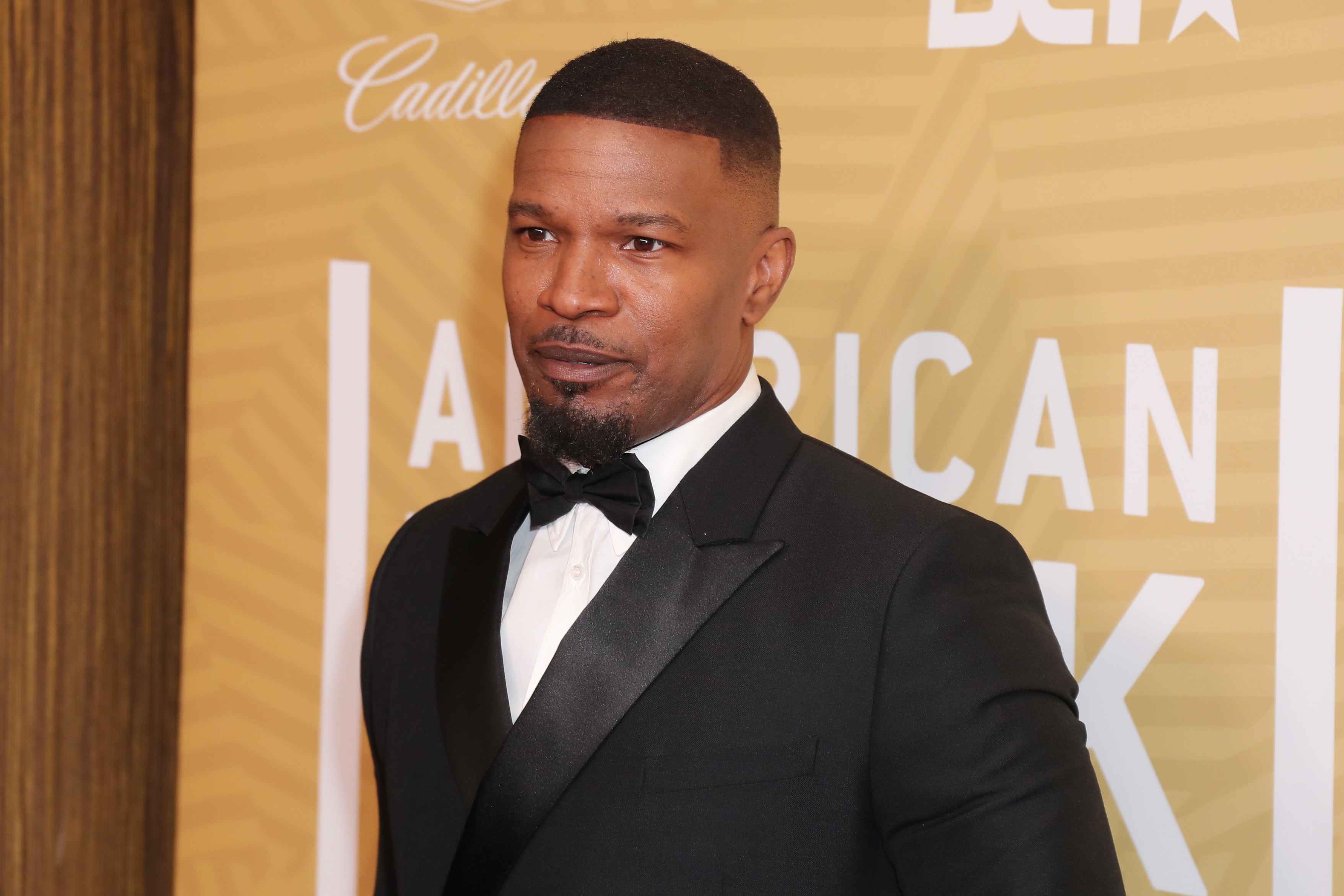 How Tall Is Jamie Foxx - The Juiciest Celebrity Secrets - How Tall Is Jamie Foxx? Actor’s Height and On-Screen Presence