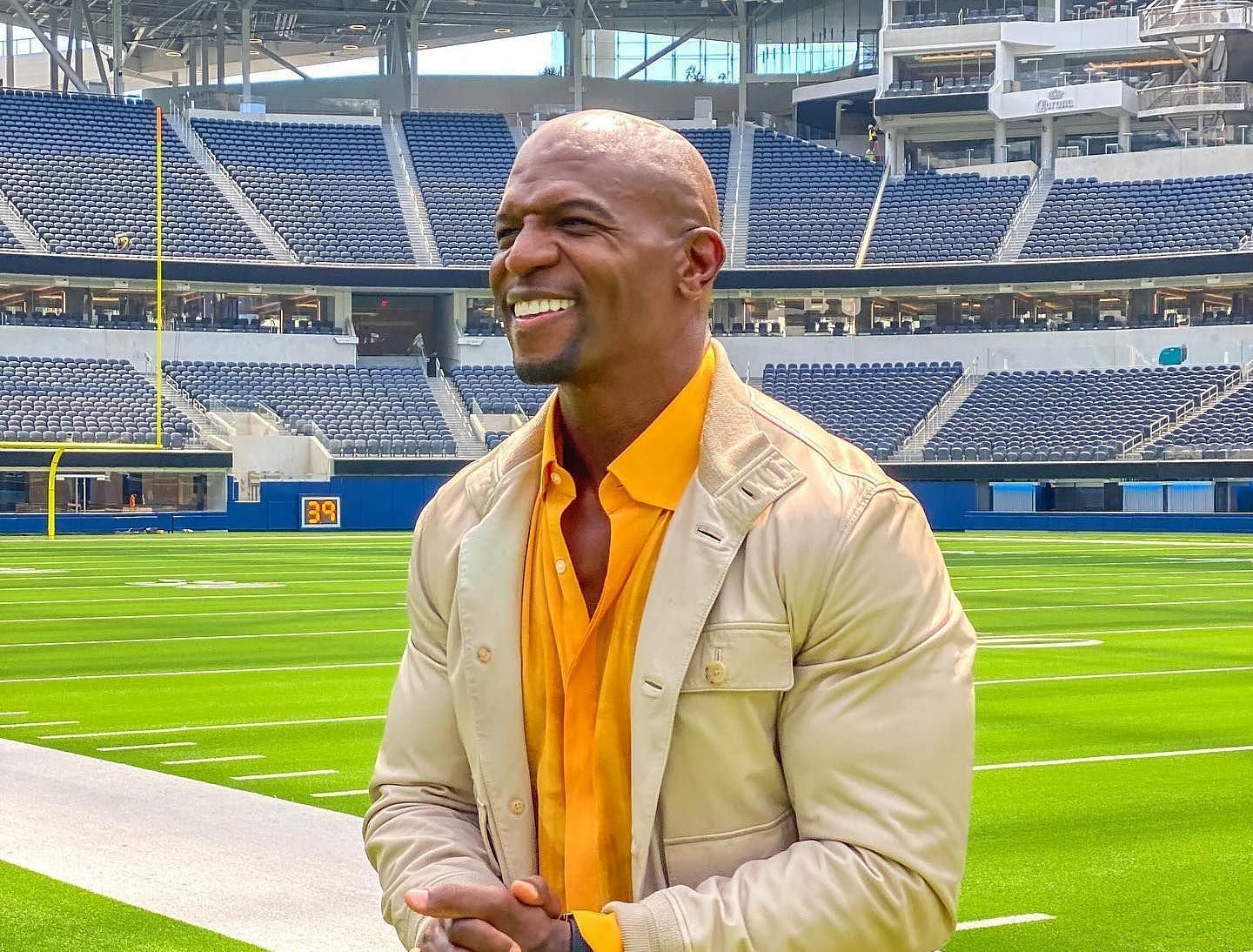 How tall is Terry Crews? - How Tall Is Terry Crews: The Actor and Former NFL Player’s Imposing Height