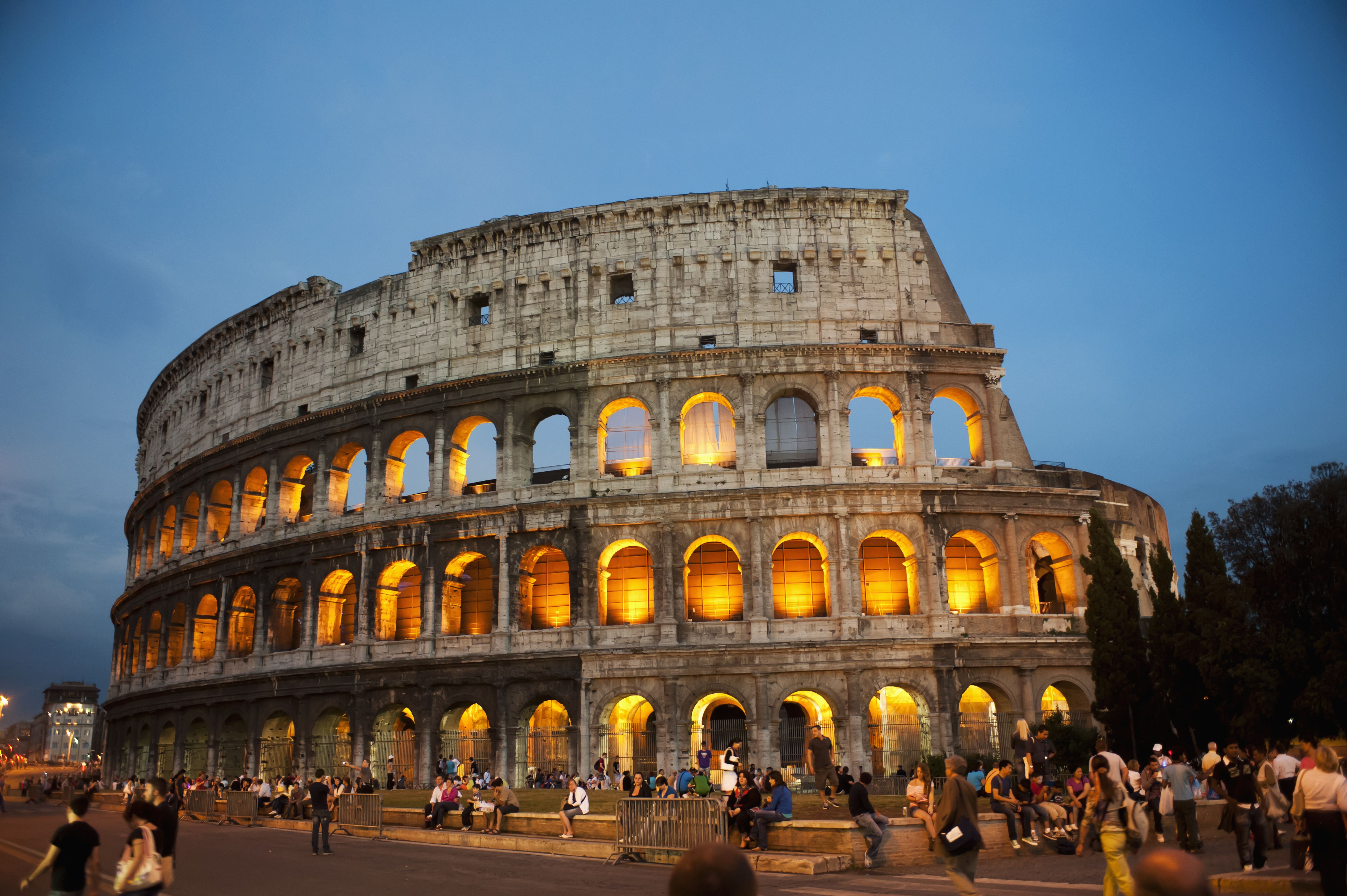 How to Avoid the Ticket Line at the Roman Colosseum - Rome Flynn Height – Rising Star’s Tall Ambitions