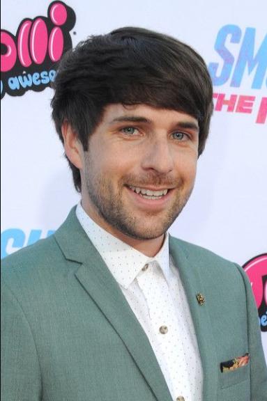 Ian Hecox Death Fact Check, Birthday & Age | Dead or Kicking - Ian Hecox Height – Smosh Creator's Stats Uncovered
