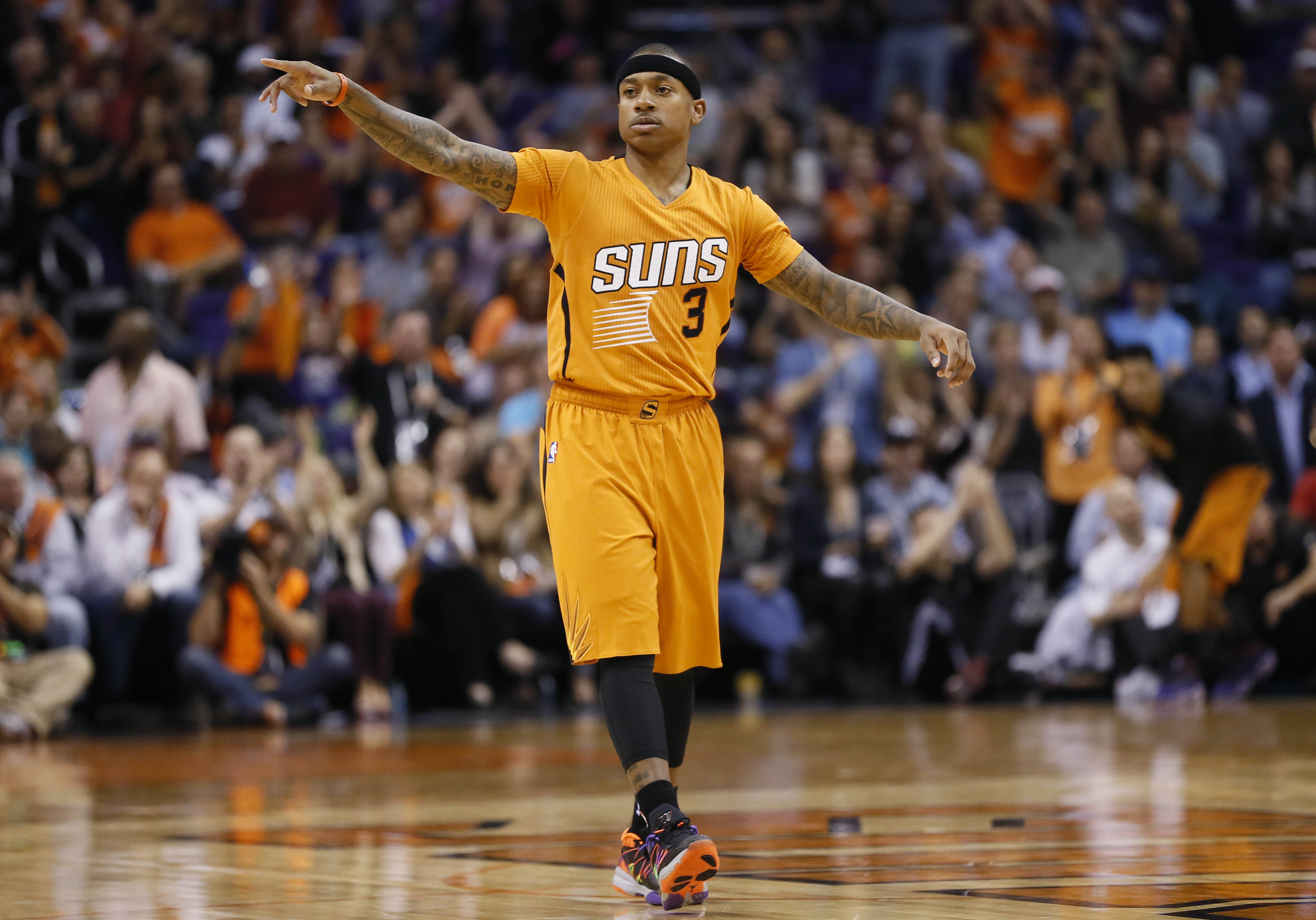 isaiah thomas suns jersey,www.npssonipat.com - How Tall Is Isaiah Thomas? – Short but Mighty NBA Star Profiled