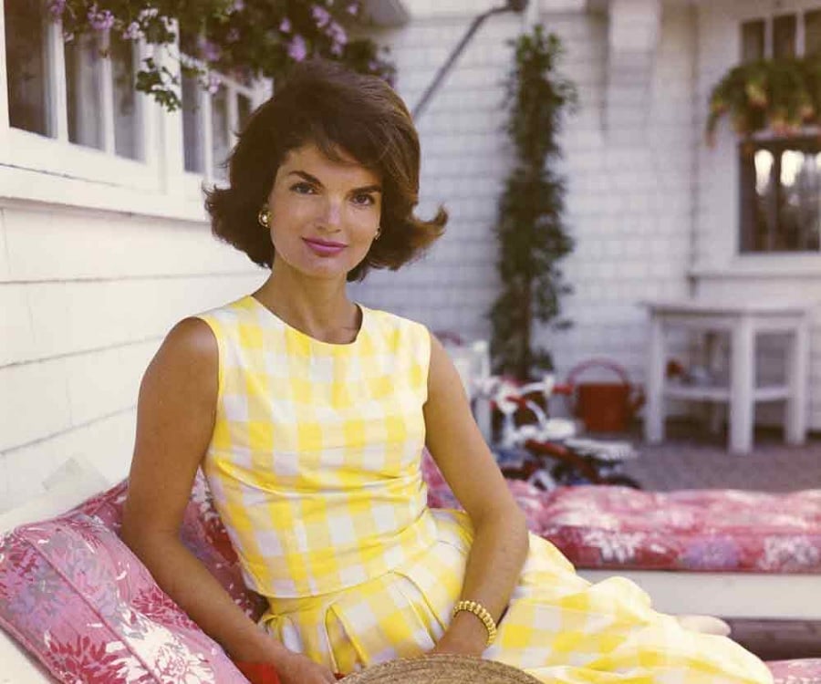 Jackie Kennedy (Jacqueline Kennedy Onassis) Biography - Facts - What Was Jackie Kennedy's Net Worth When She Died