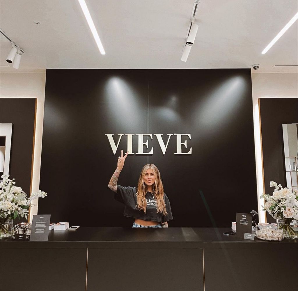 Jamie Genevieve's journey from make-up counter to boardroom - BBC News - Jamie Genevieve: Sexy Pics of the Beauty Queen Turning Heads