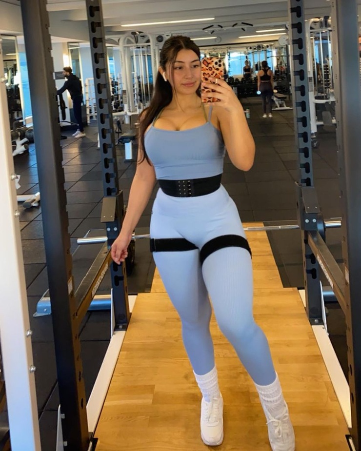 Jasmin Montalvo picture - Jasmin Montalvo: Sexy Pics of the TikTok Queen with Confidence