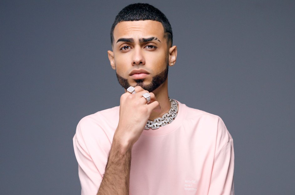 Jay Wheeler Earns First No. 1 on a Billboard Airplay Chart - How Tall Is Jay Wheeler? Latin Singer’s Height