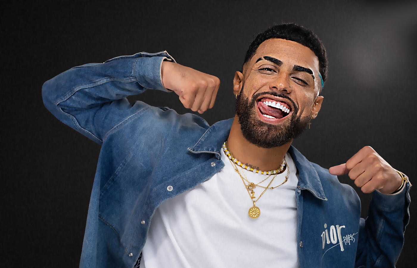 How Tall Is Jay Wheeler? Latin Singer’s Height
