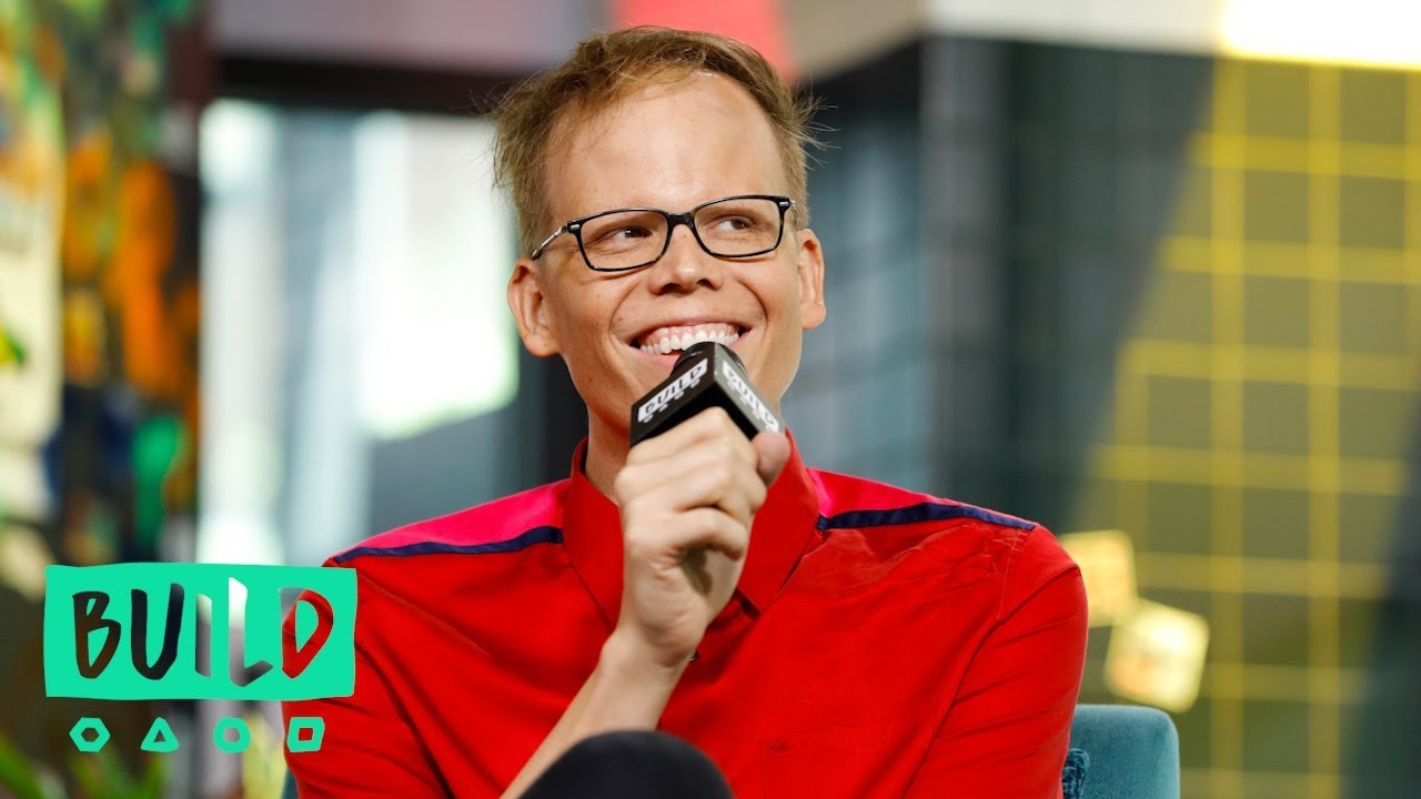 Jeff Hiller Explains The Dynamic Between Professional Actors & The - Jeff Hiller’s Husband: The Actor and Comedian’s Private Life