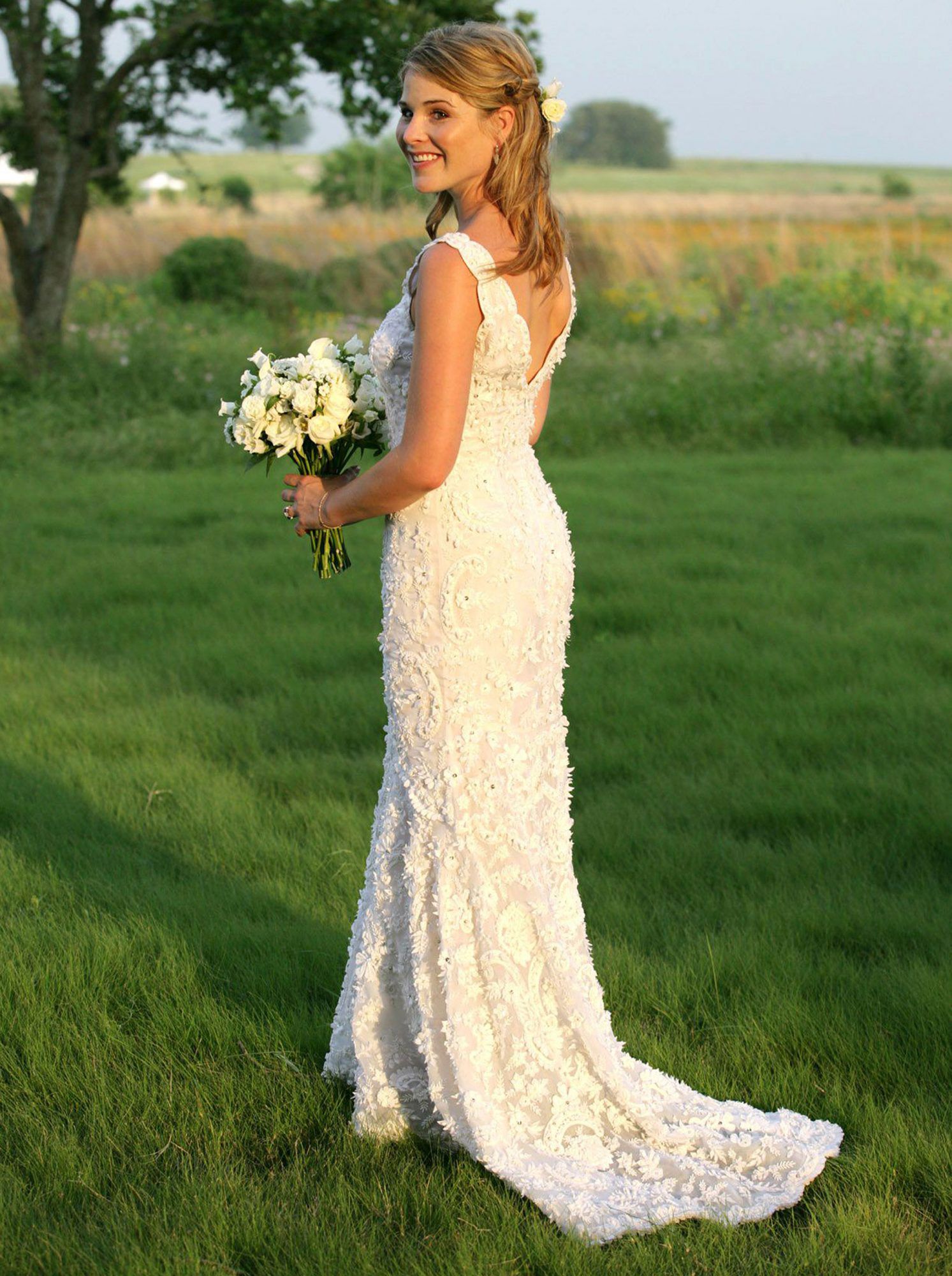 Jenna Bush Hager's Wedding Dress Photos Throwback - Is Jenna Bush Hager Pregnant? – Latest Updates on the TODAY Star