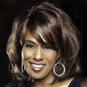 Jennifer Holliday - Age, Family, Bio | Famous Birthdays - How Old Is Jennifer Holliday? Broadway Legend’s Age & Career